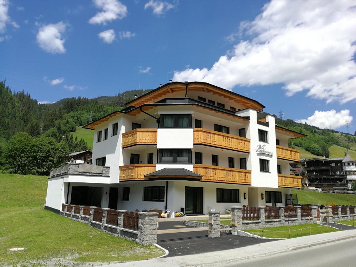 Waidmannsruh Appartements แกร์ลอส ภายนอก รูปภาพ