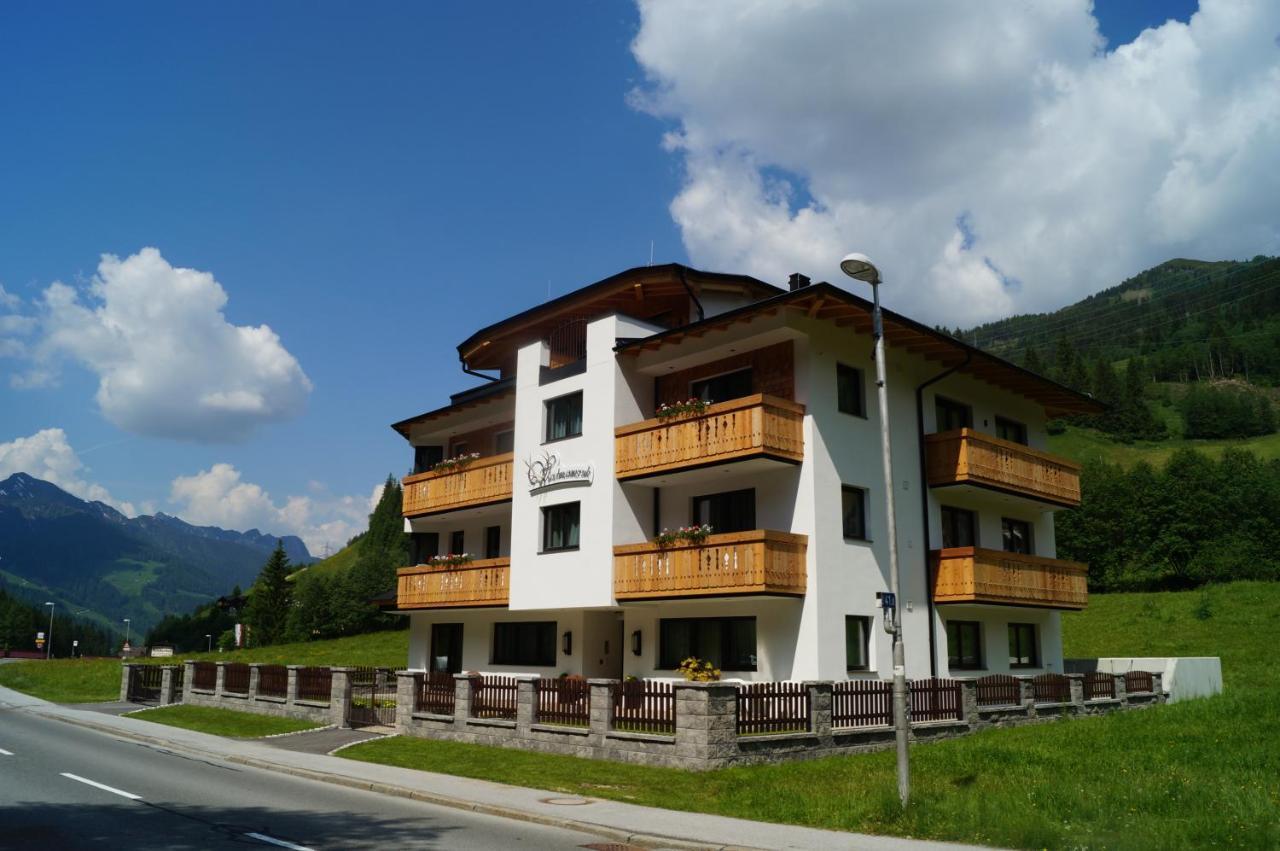 Waidmannsruh Appartements แกร์ลอส ภายนอก รูปภาพ