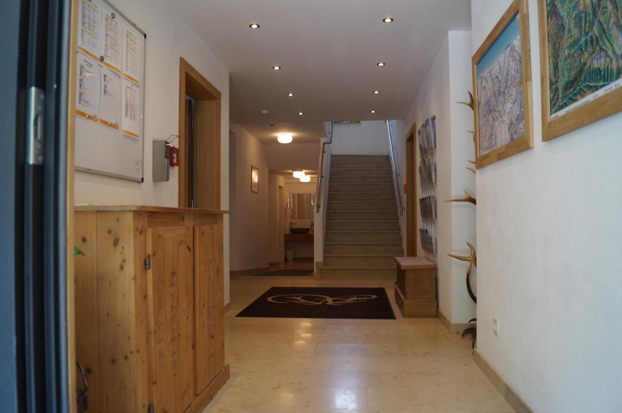 Waidmannsruh Appartements แกร์ลอส ภายนอก รูปภาพ